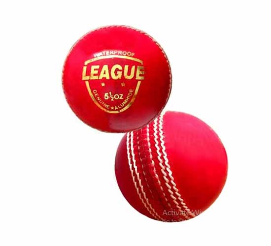 Setia International League Cricket Ball