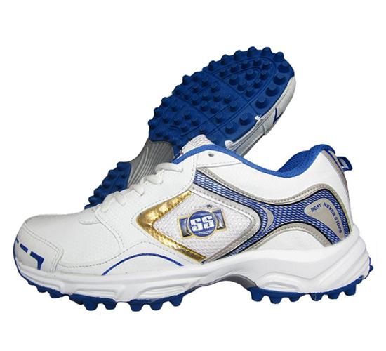 cricket sports shoes