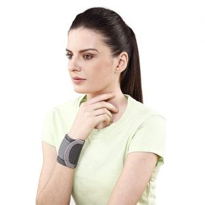 Tynor Wrist Brace with Double Lock 1